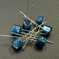 Конденсатор THT 16VDC 47uf (6x6) ELNA