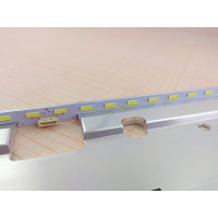 Подсветка LB49013 V0_00 4-725-887, 2 ленты, 6V, 40LED, 530 мм, с разбора