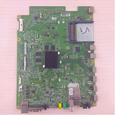 Плата Main EAX64307906 EBR75226807 LG 32LS570T (LC320EUN-SEM2)