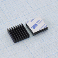 Алюминиевый радиатор 28x28x8 мм с термоскотчем